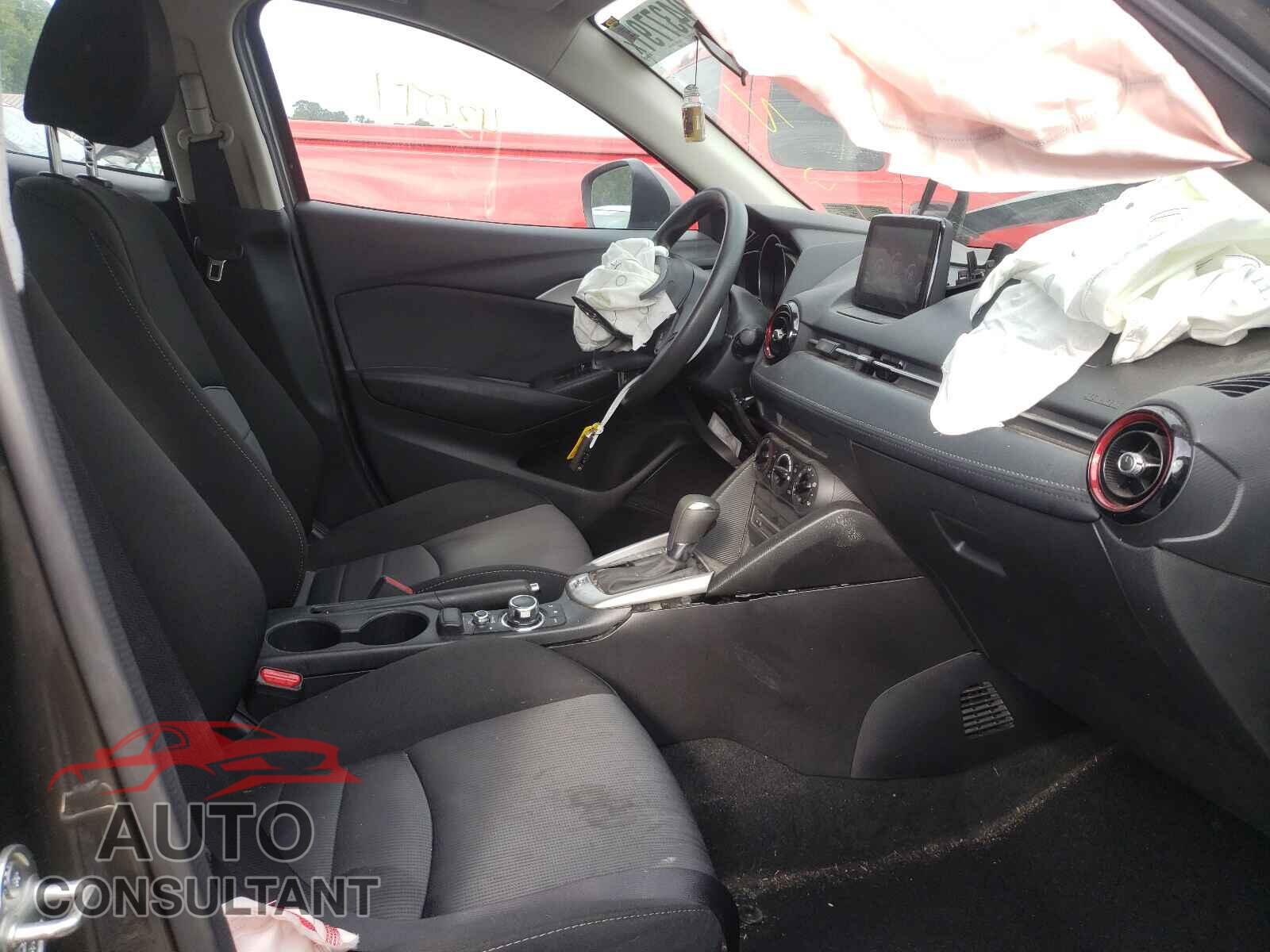 MAZDA CX-3 2018 - JM1DKDB74J0328083