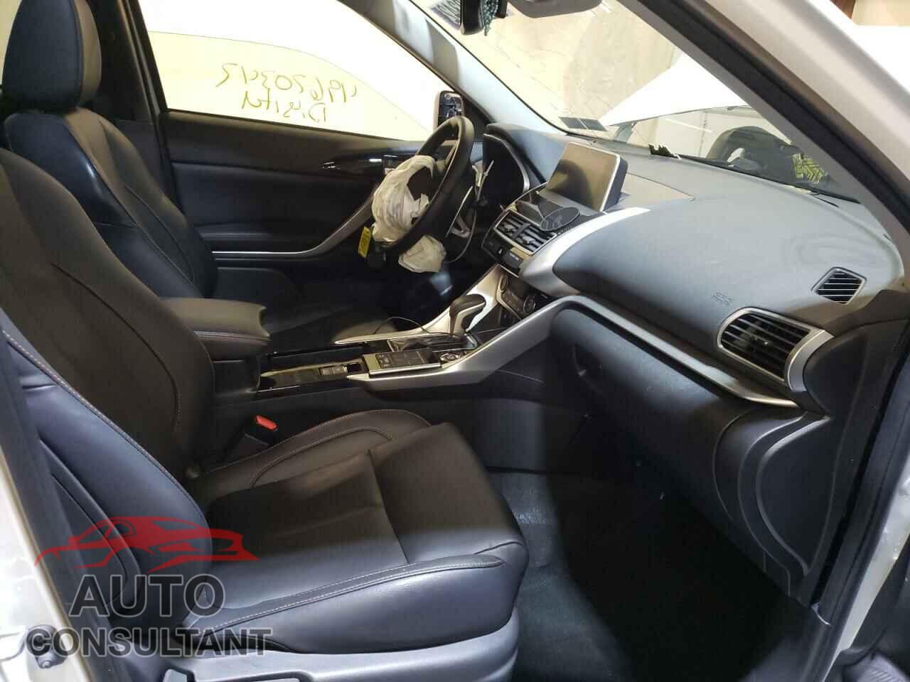 MITSUBISHI ECLIPSE 2019 - JA4AT5AA9KZ024337