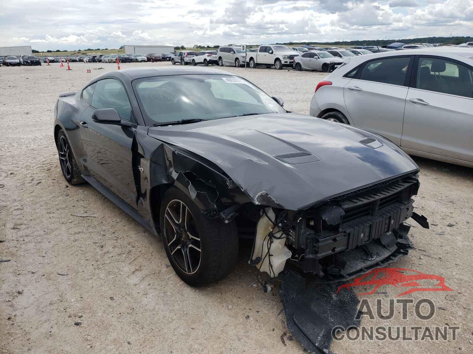 FORD MUSTANG 2020 - 1FA6P8CF2L5131173