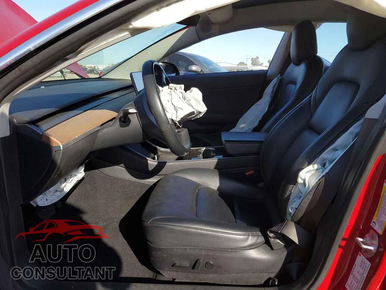 TESLA MODEL 3 2018 - 5YJ3E1EA9JF037704
