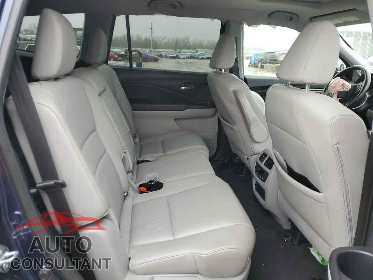 HONDA PILOT 2019 - 5FNYF6H54KB016601