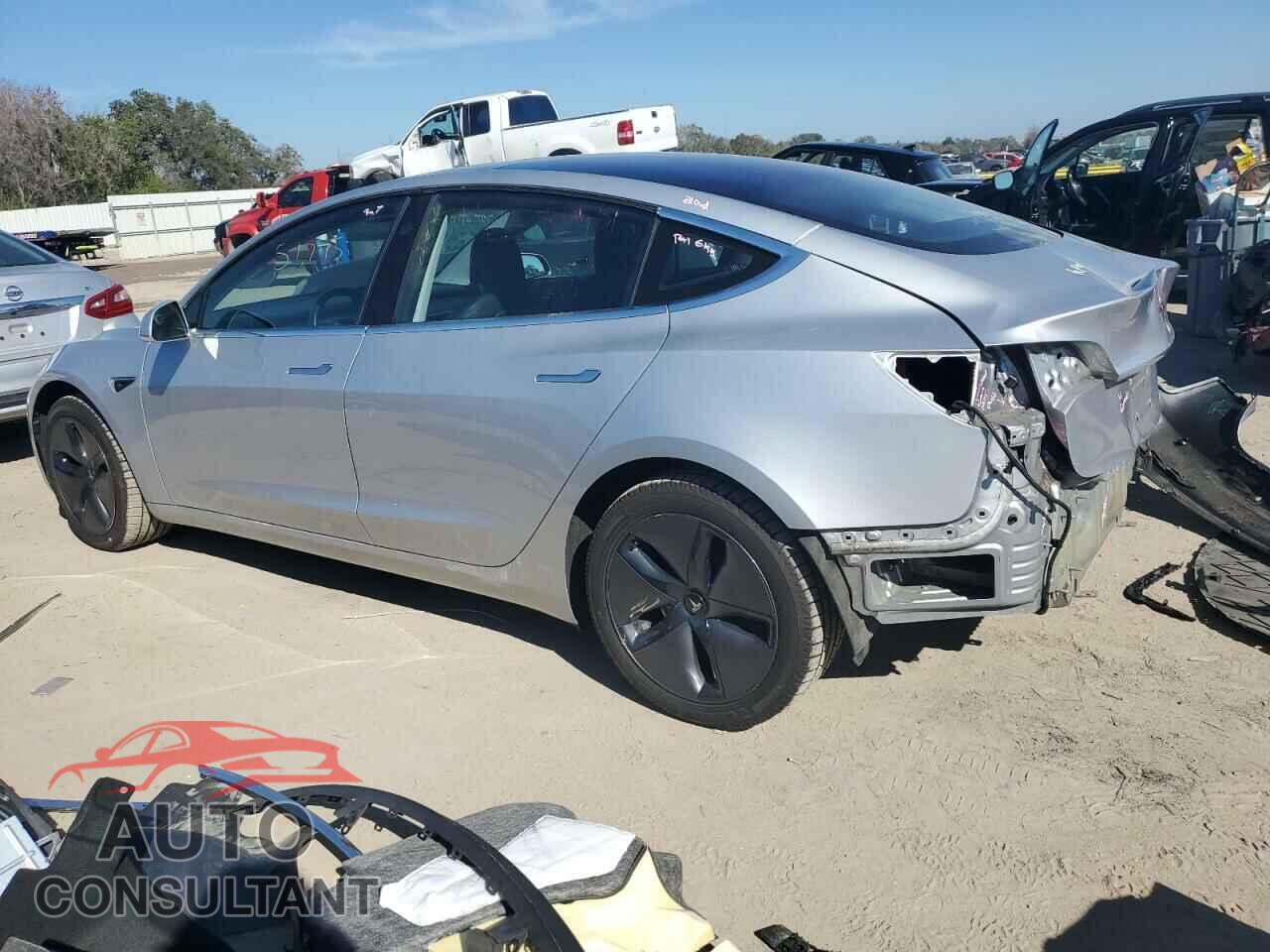 TESLA MODEL 3 2018 - 5YJ3E1EA3JF014239