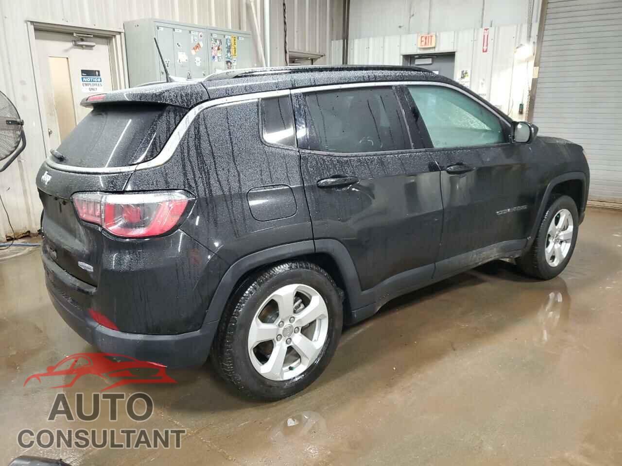 JEEP COMPASS 2018 - 3C4NJDBB9JT342981