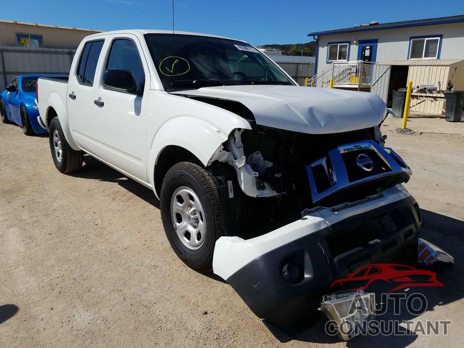 NISSAN FRONTIER 2018 - 1N6AD0ER3JN701858