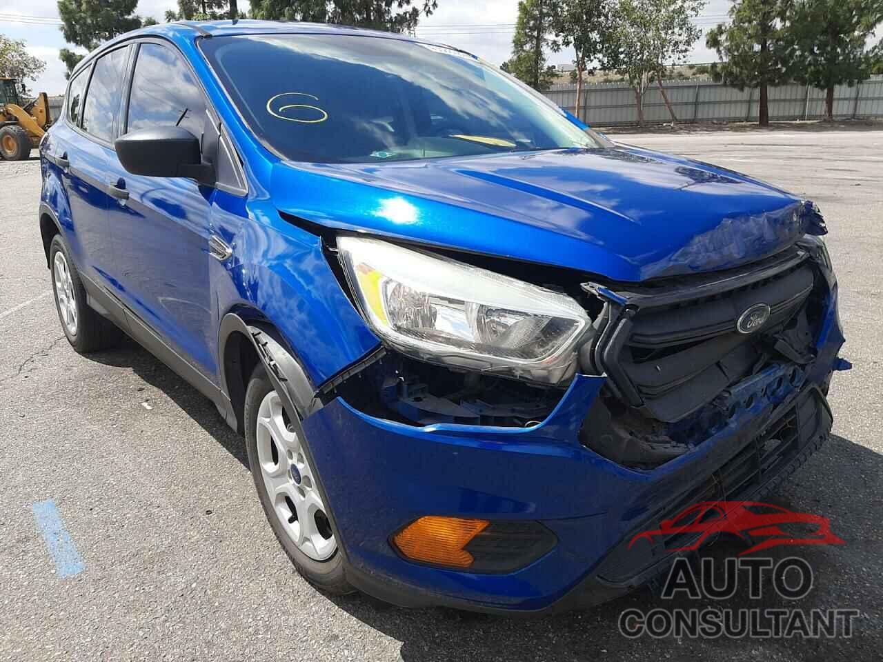 FORD ESCAPE 2017 - 1FMCU0F71HUC11178