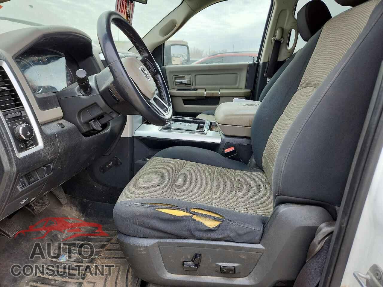 DODGE RAM 1500 2012 - 1C6RD7LT7CS126527