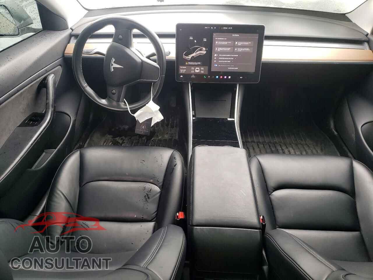 TESLA MODEL 3 2018 - 5YJ3E1EA3JF095727