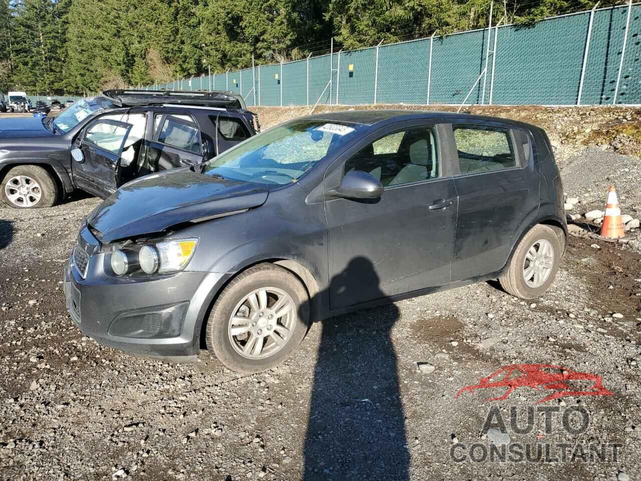 CHEVROLET SONIC 2013 - 1G1JC6SB7D4183871