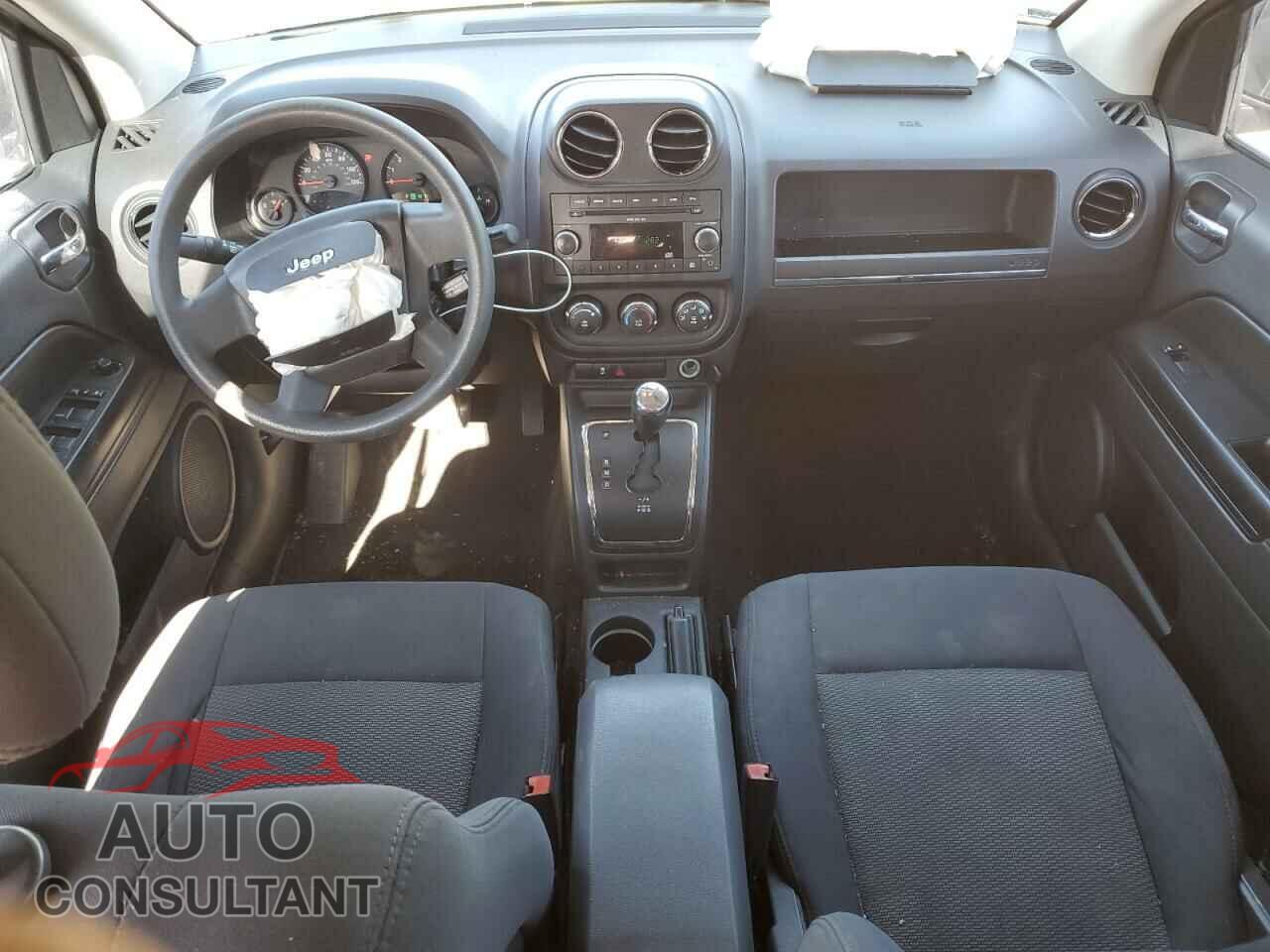 JEEP COMPASS 2010 - 1J4NT4FB0AD558027
