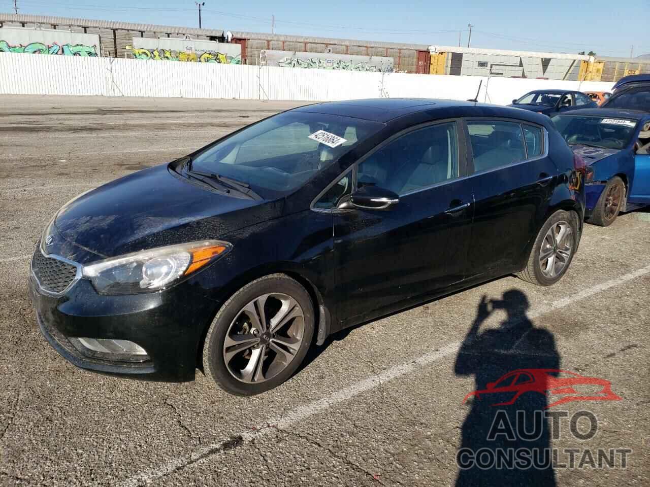 KIA FORTE 2016 - KNAFX5A81G5589948