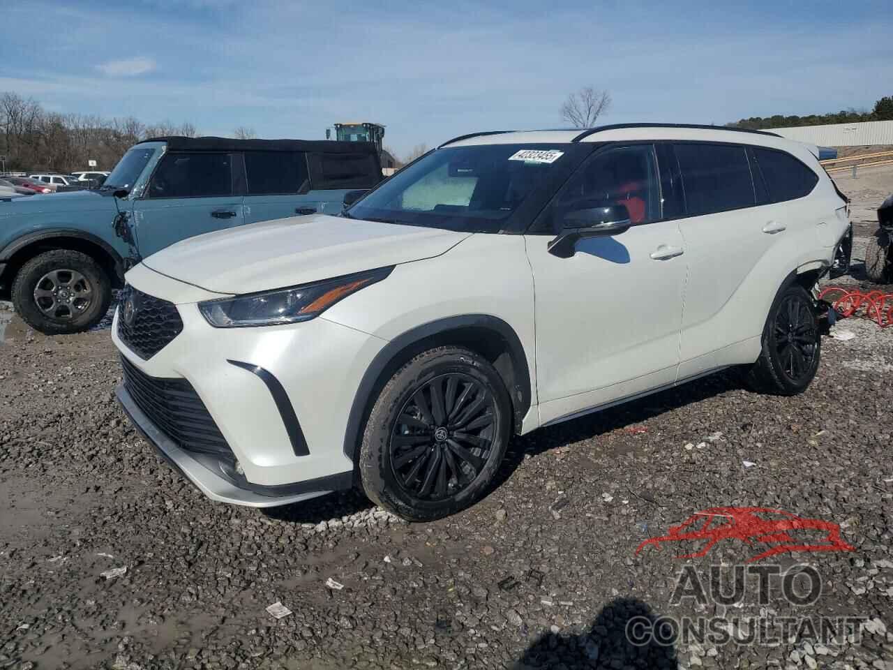 TOYOTA HIGHLANDER 2023 - 5TDKDRAH2PS023566