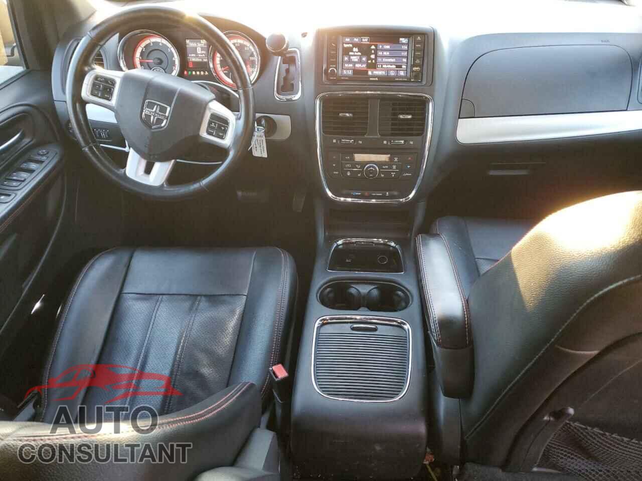 DODGE CARAVAN 2019 - 2C4RDGEG0KR743535