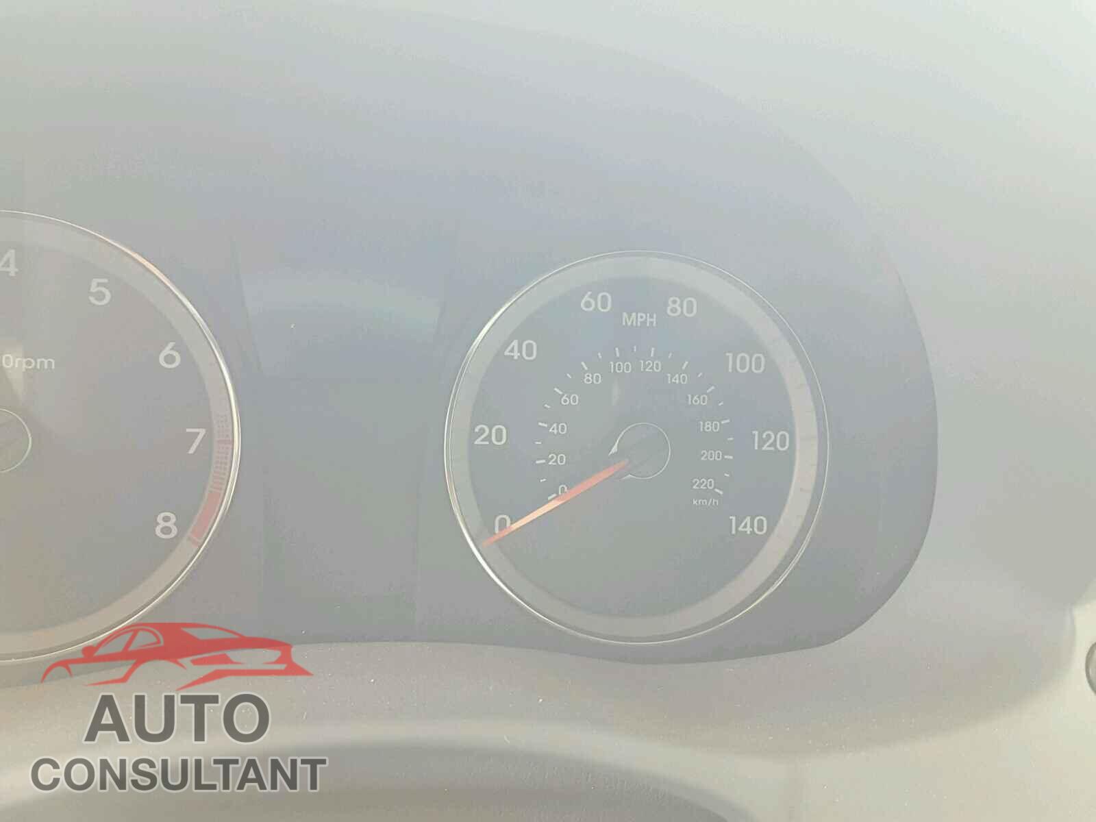 HYUNDAI ACCENT 2017 - KMHCT4AE3HU308639