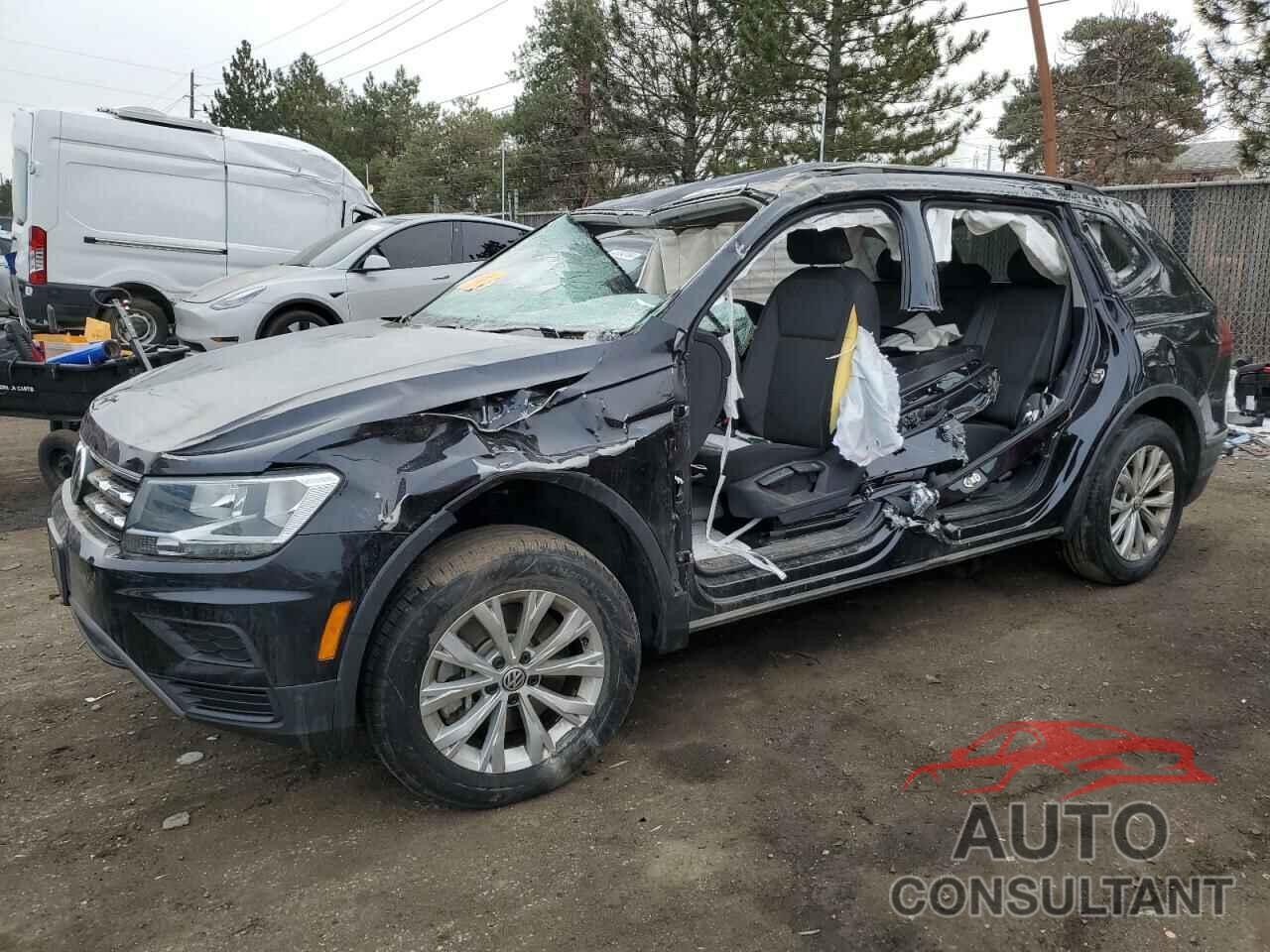 VOLKSWAGEN TIGUAN 2019 - 3VV0B7AX4KM192295