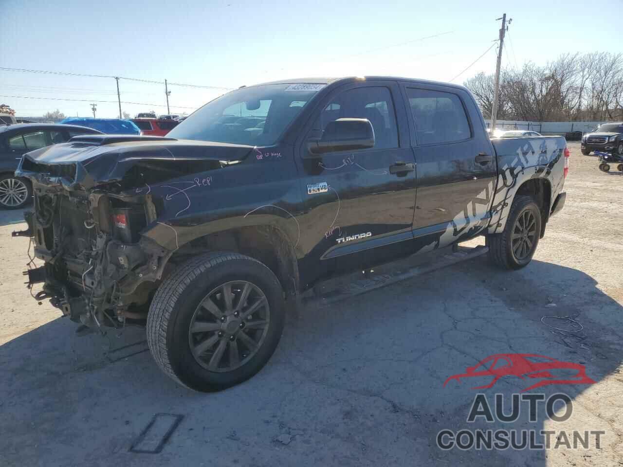 TOYOTA TUNDRA 2018 - 5TFDW5F16JX775733