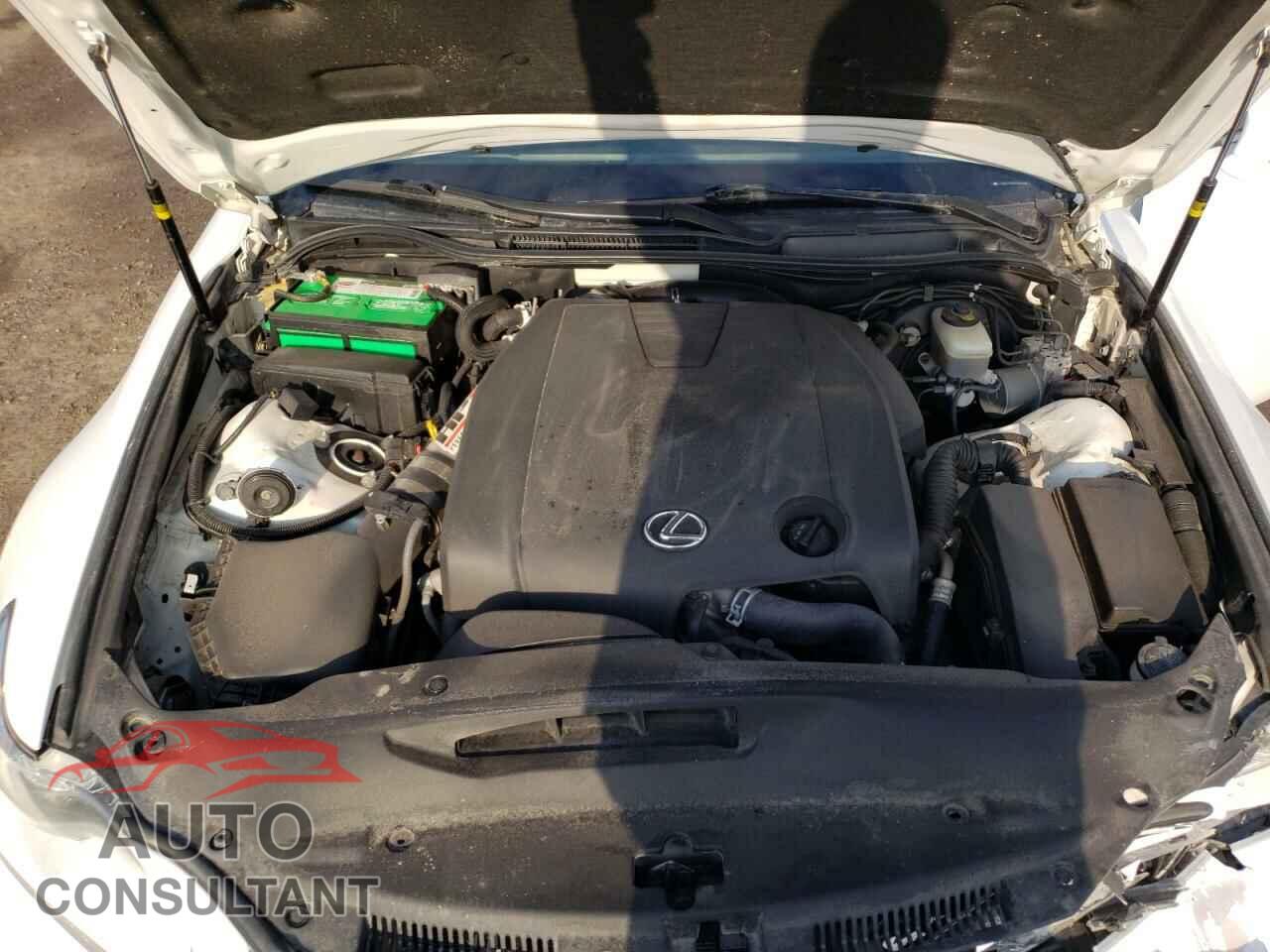 LEXUS IS 2014 - JTHCF1D20E5007374