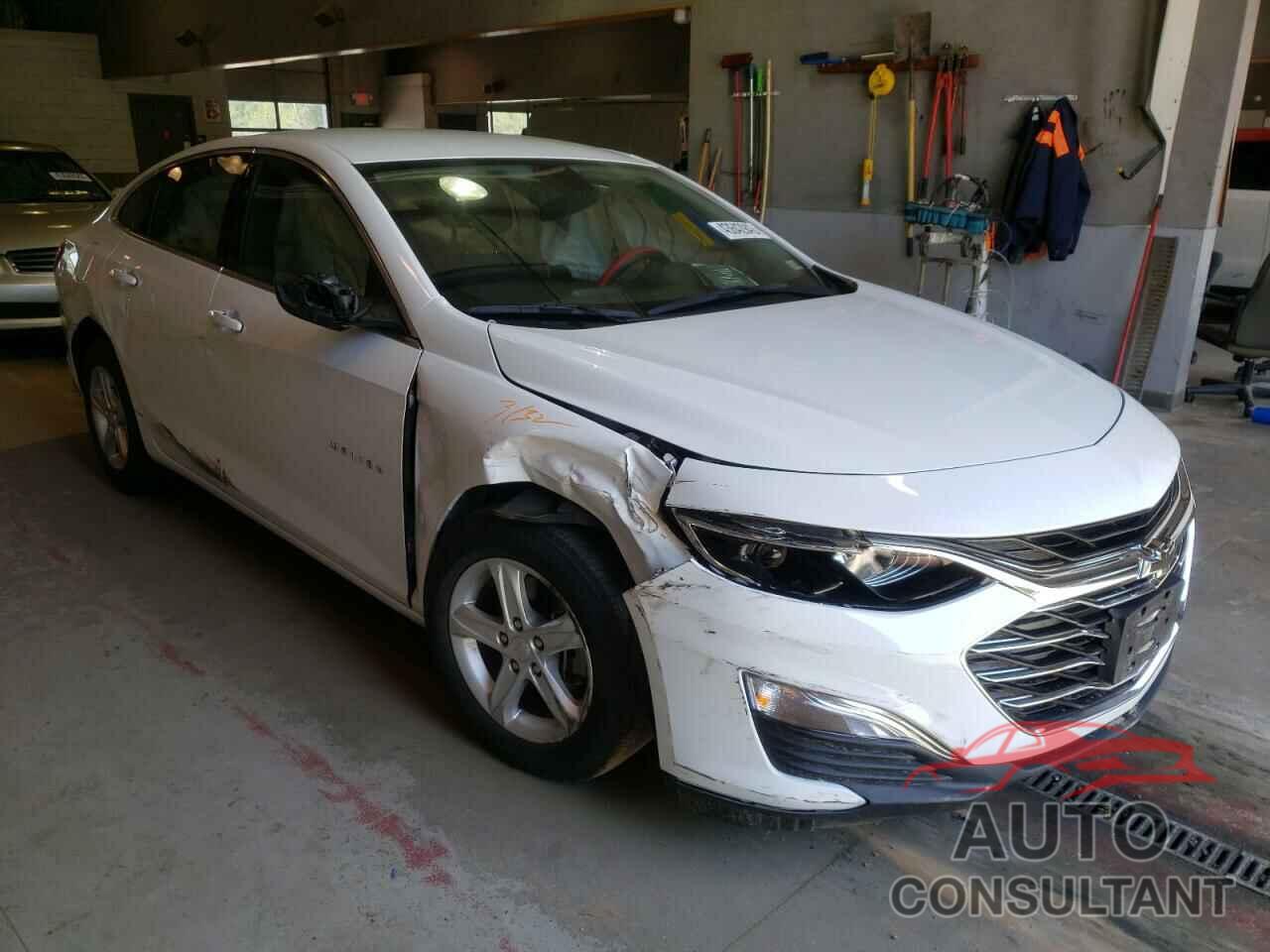CHEVROLET MALIBU 2020 - 1G1ZB5ST3LF014846