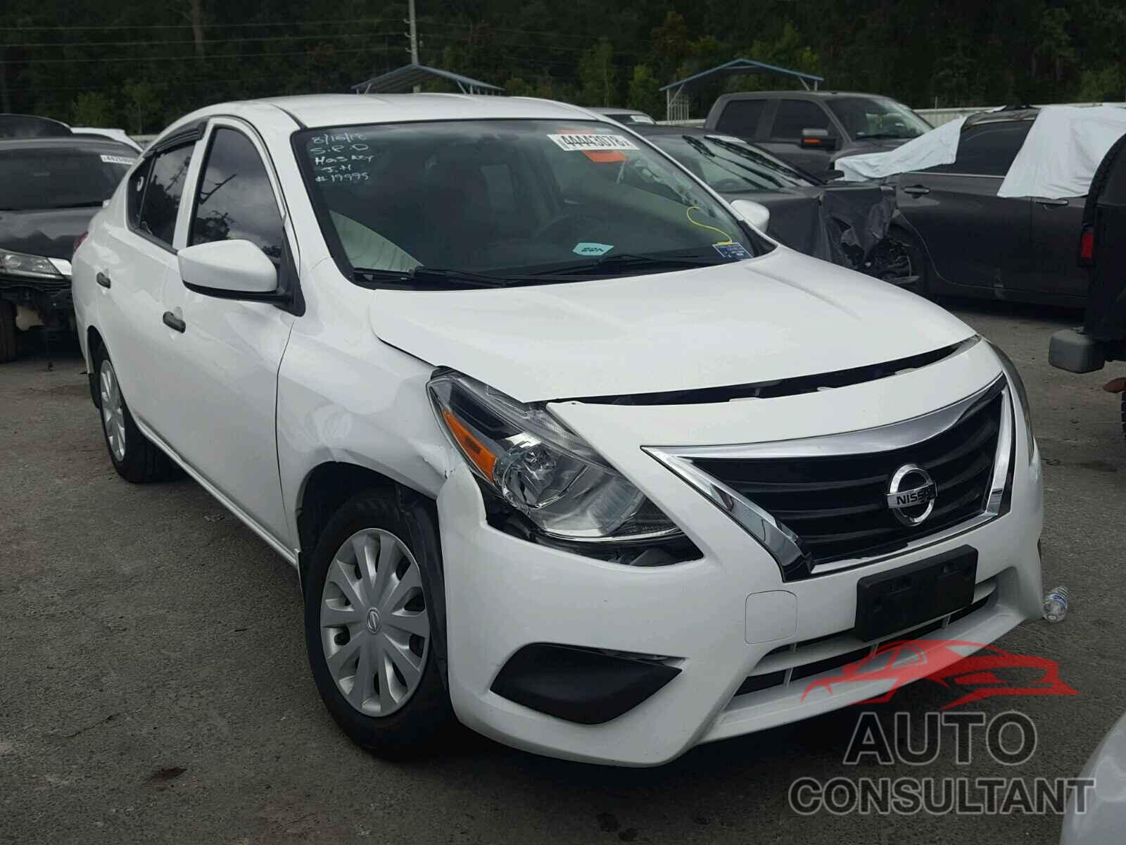 NISSAN VERSA 2017 - 3N1CN7AP9HL841741
