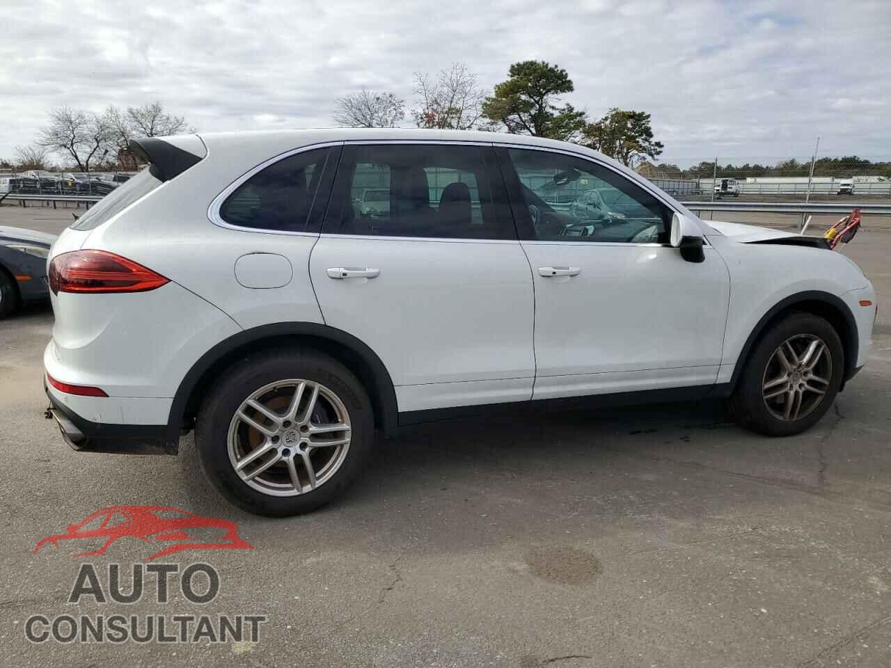 PORSCHE CAYENNE 2016 - WP1AA2A2XGKA12330