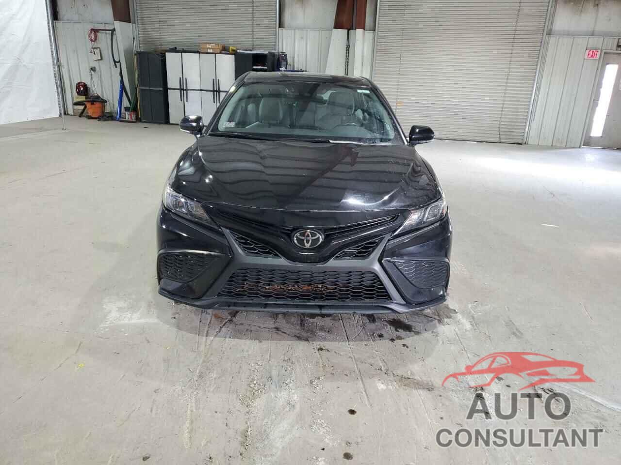 TOYOTA CAMRY 2022 - 4T1G11AK5NU657972