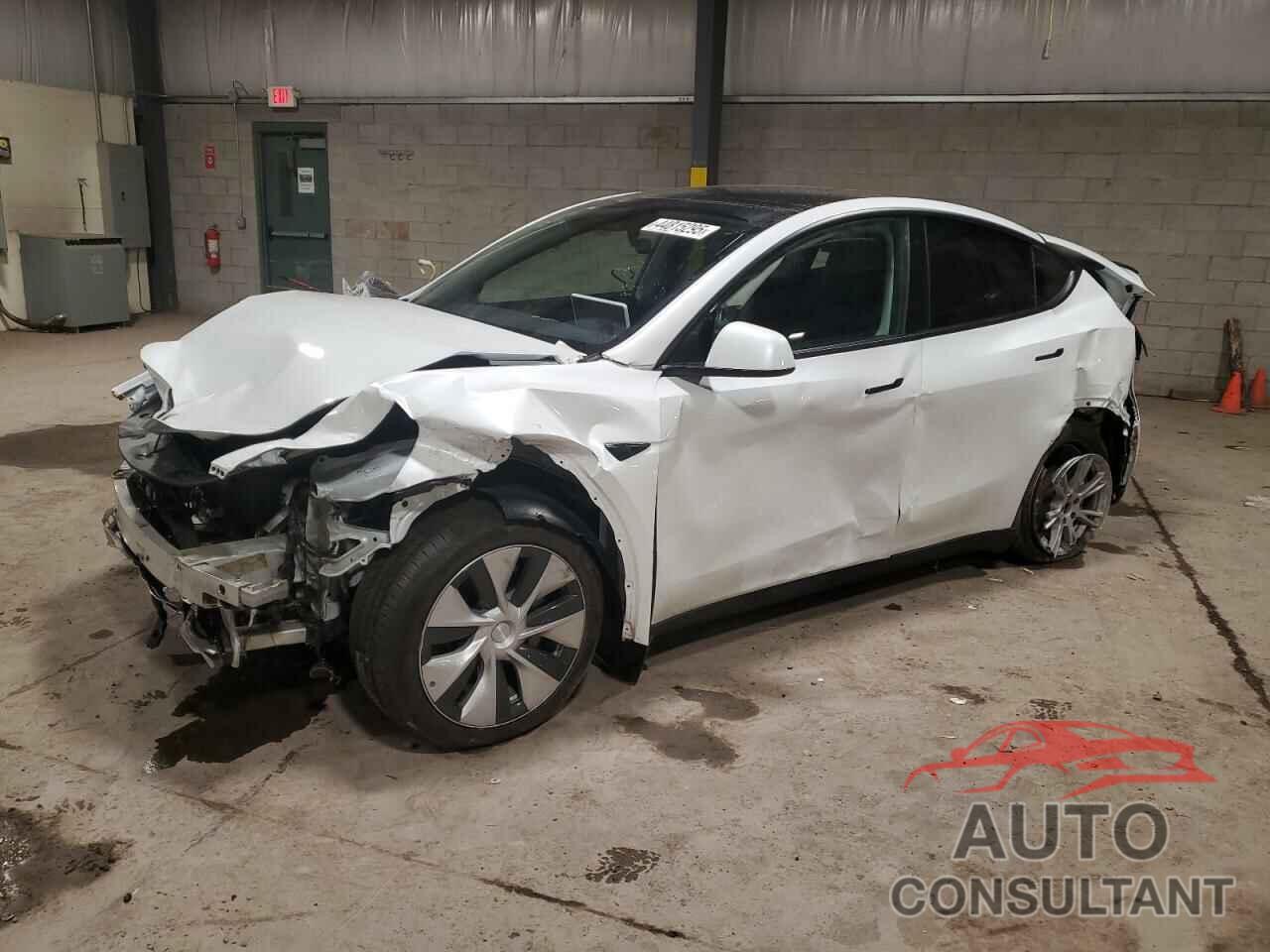 TESLA MODEL Y 2023 - 7SAYGDEE7PF699992