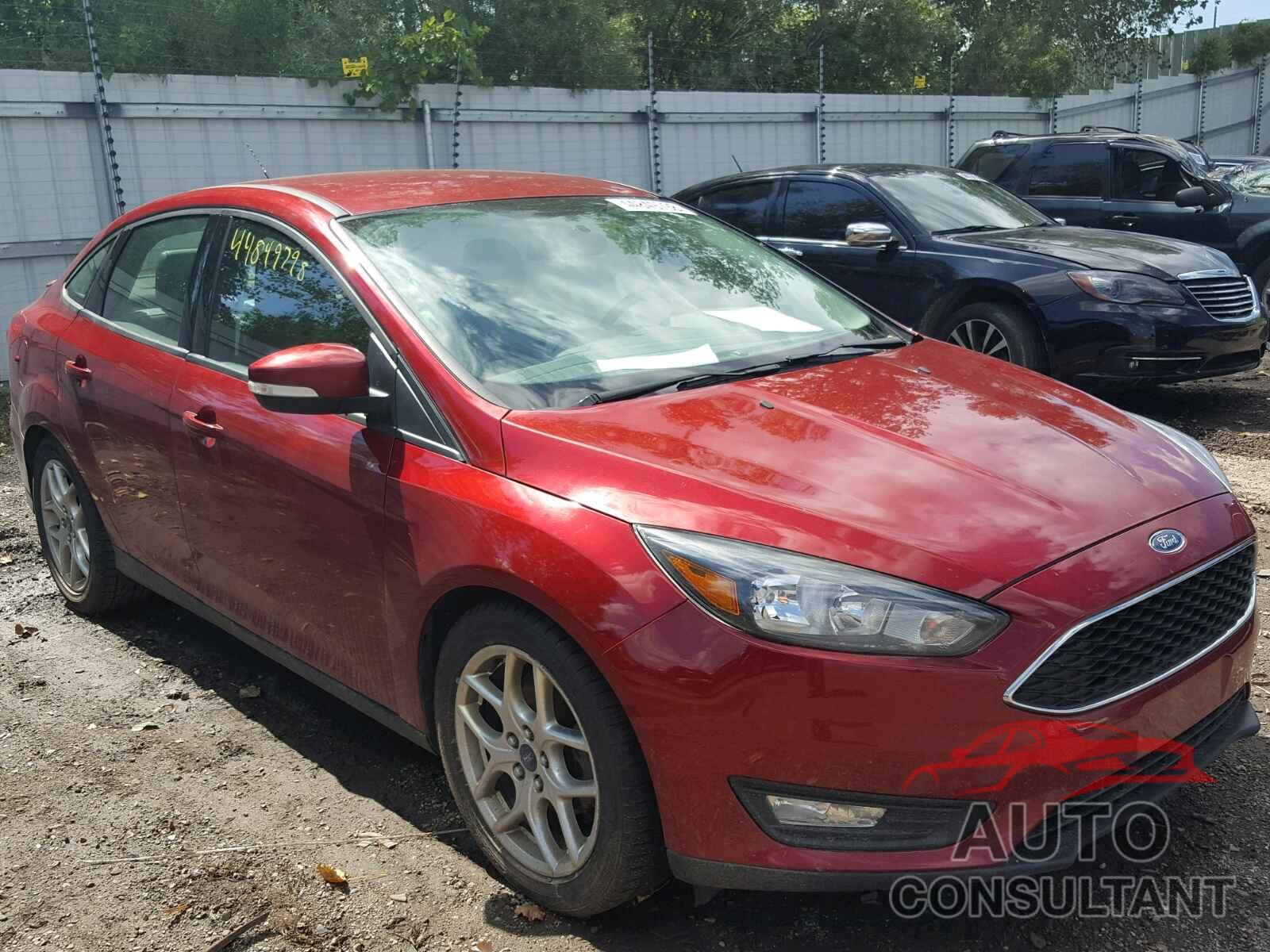 FORD FOCUS 2015 - 1FADP3F25FL230153