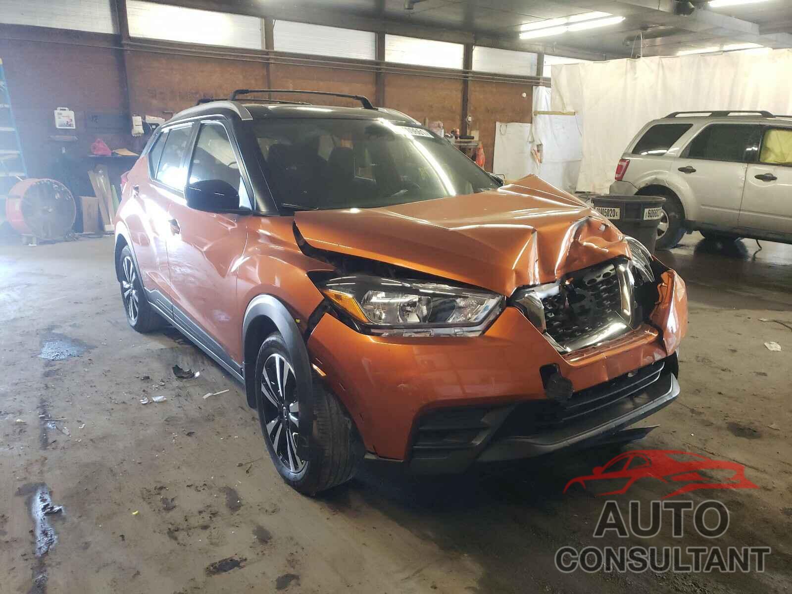NISSAN KICKS 2018 - 3N1CP5CU6JL500904