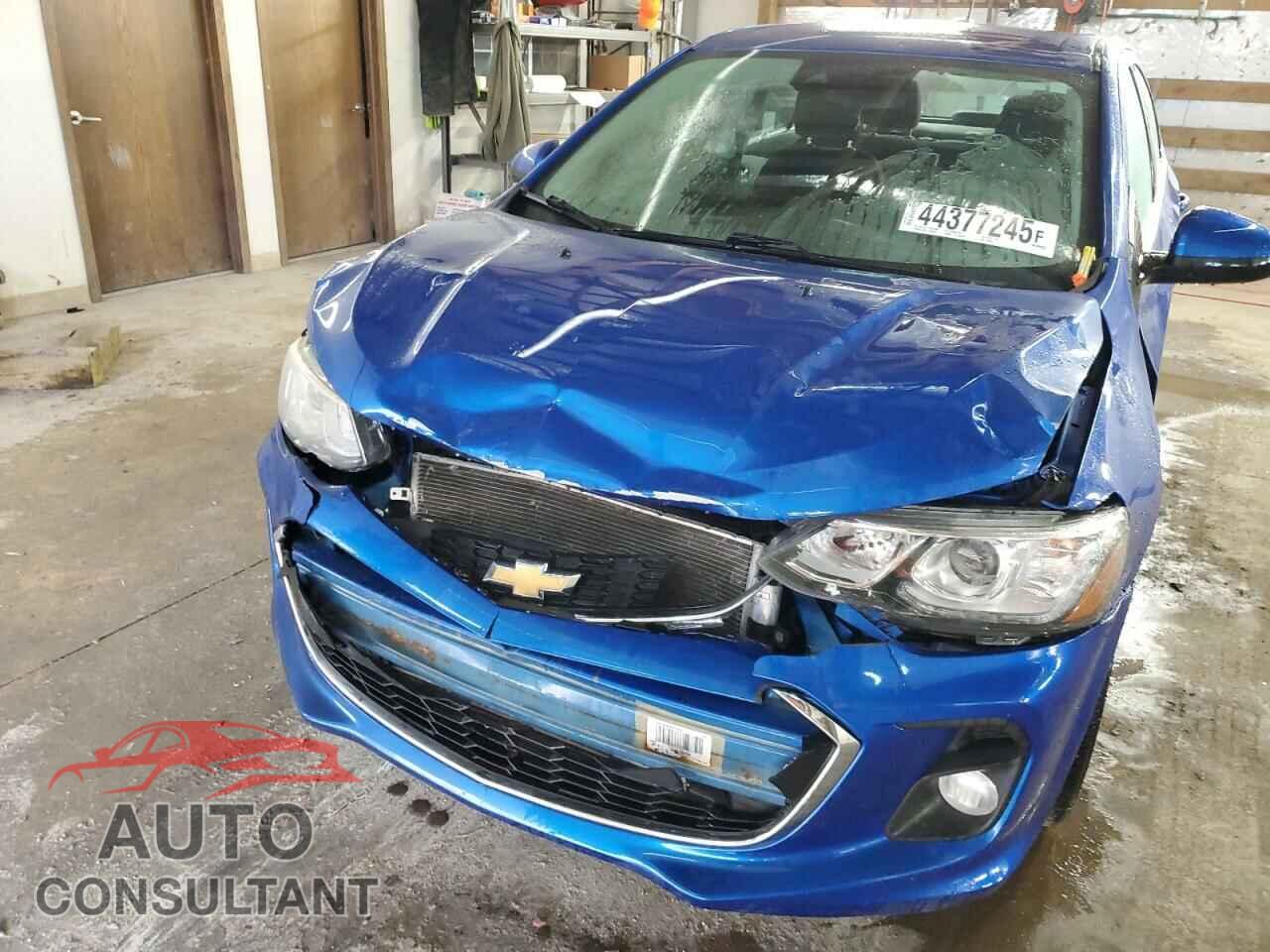 CHEVROLET SONIC 2017 - 1G1JD5SB6H4103389