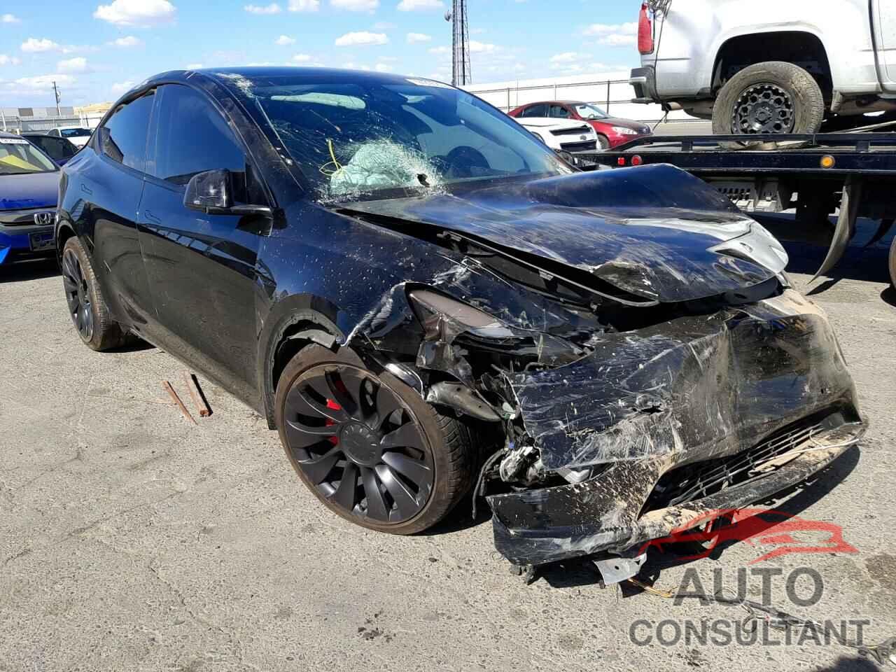 TESLA MODEL Y 2021 - 5YJYGDEFXMF247813