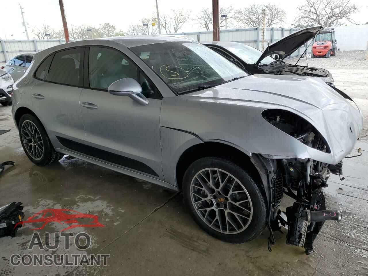 PORSCHE MACAN 2015 - WP1AB2A57FLB64744