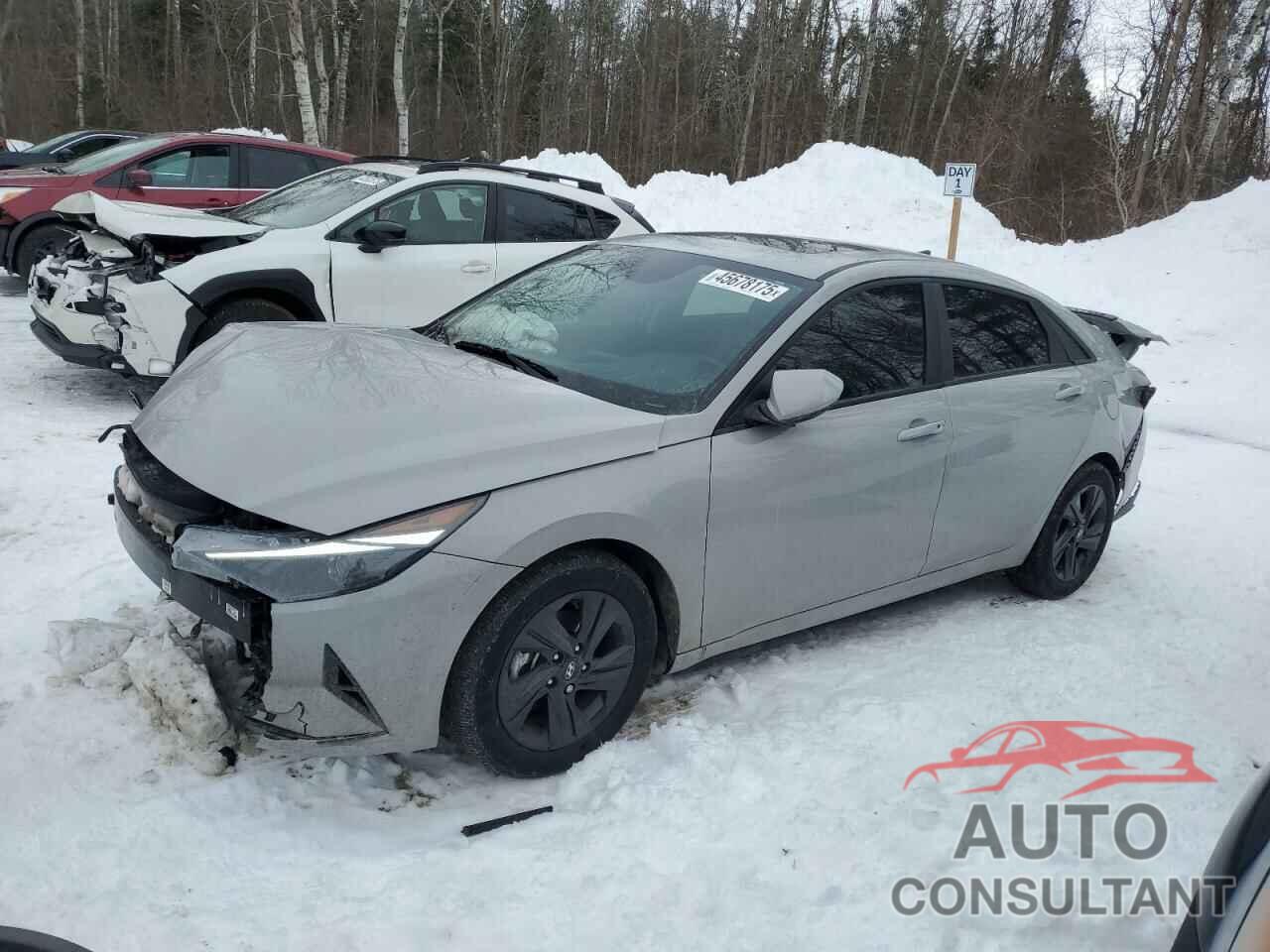 HYUNDAI ELANTRA 2023 - KMHLM4AG5PU580574