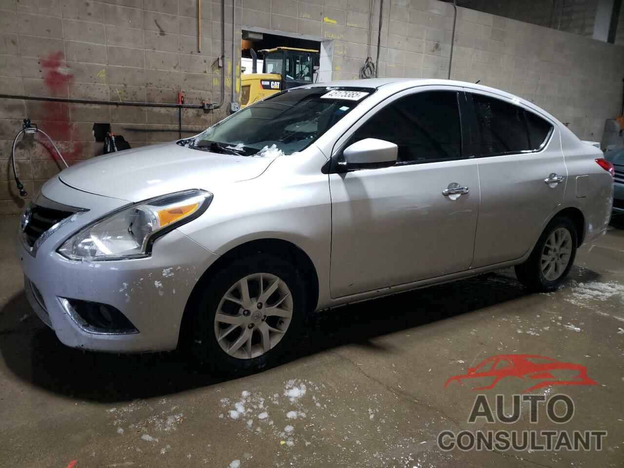 NISSAN VERSA 2018 - 3N1CN7AP1JL879907