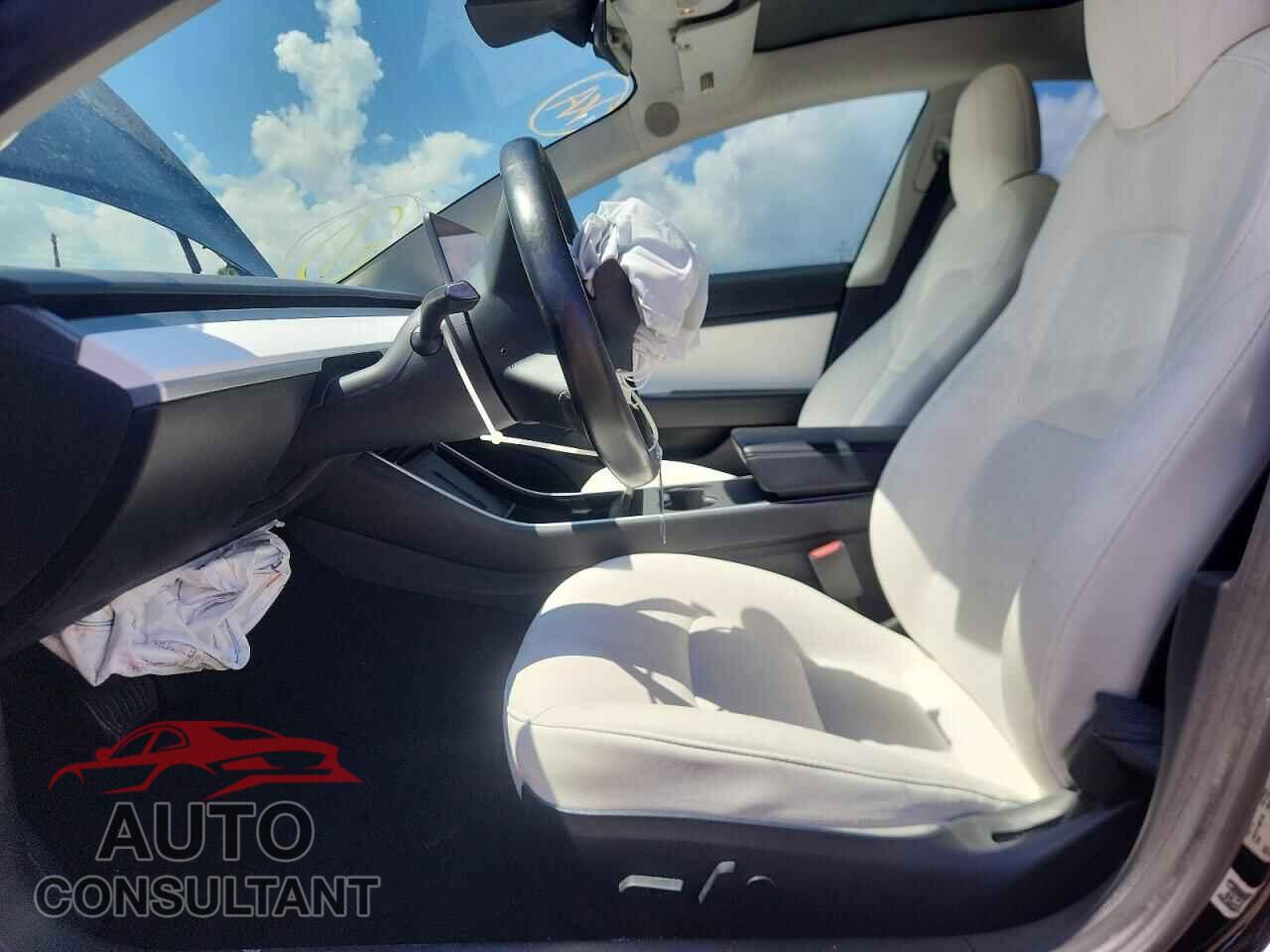 TESLA MODEL 3 2018 - 5YJ3E1EA4JF171312