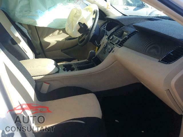 FORD TAURUS 2017 - 1FAHP2D84HG116675