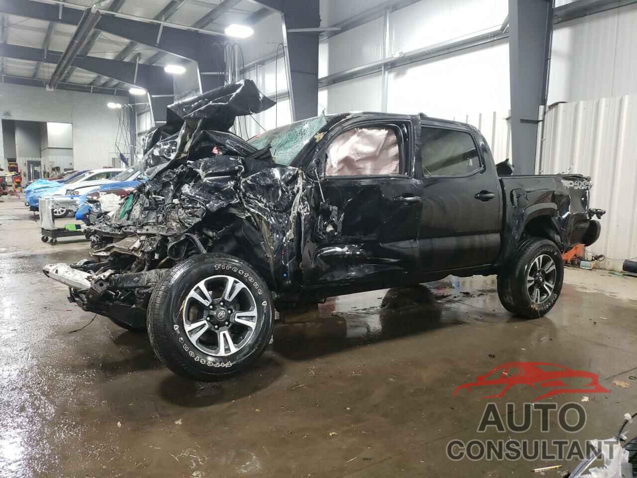 TOYOTA TACOMA 2018 - 5TFCZ5AN0JX139998