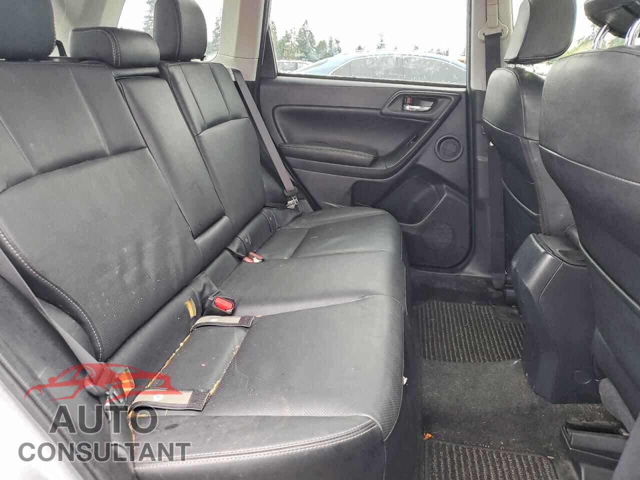 SUBARU FORESTER 2016 - JF2SJGXC8GH543785
