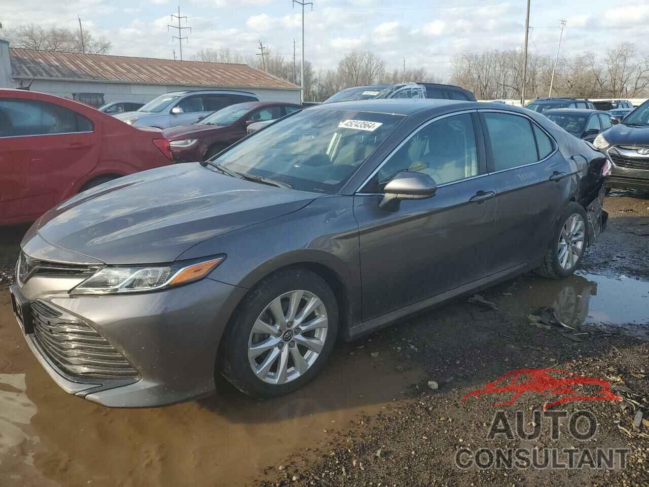 TOYOTA CAMRY 2018 - 4T1B11HK3JU521723
