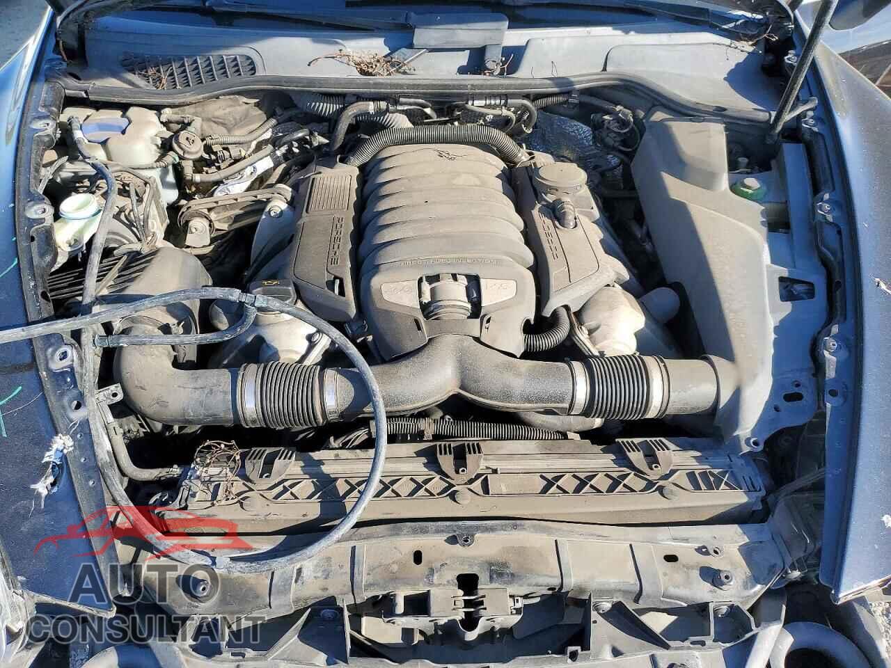 PORSCHE CAYENNE 2012 - WP1AB2A2XCLA40601