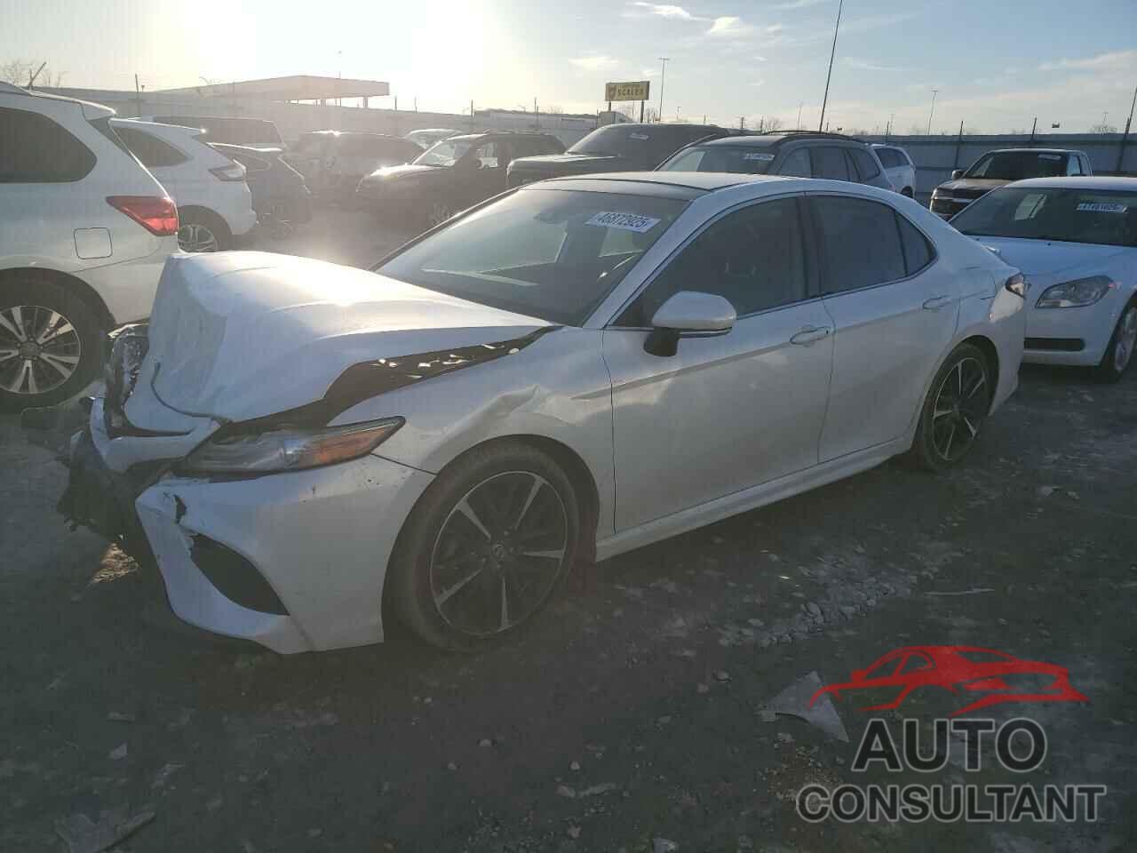 TOYOTA CAMRY 2019 - 4T1BZ1HK6KU028564