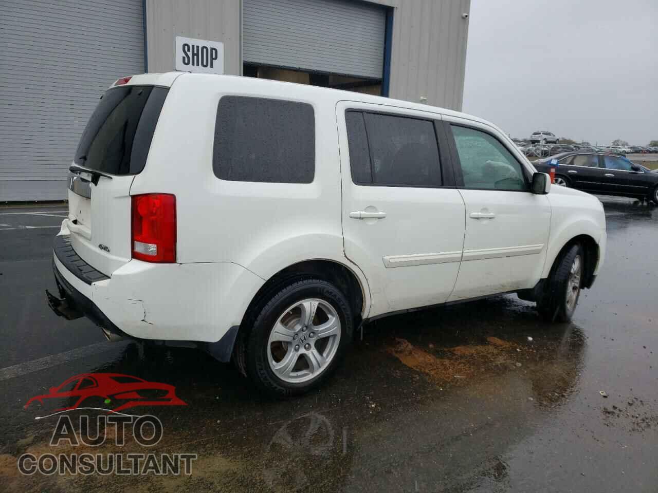 HONDA PILOT 2015 - 5FNYF4H59FB063326