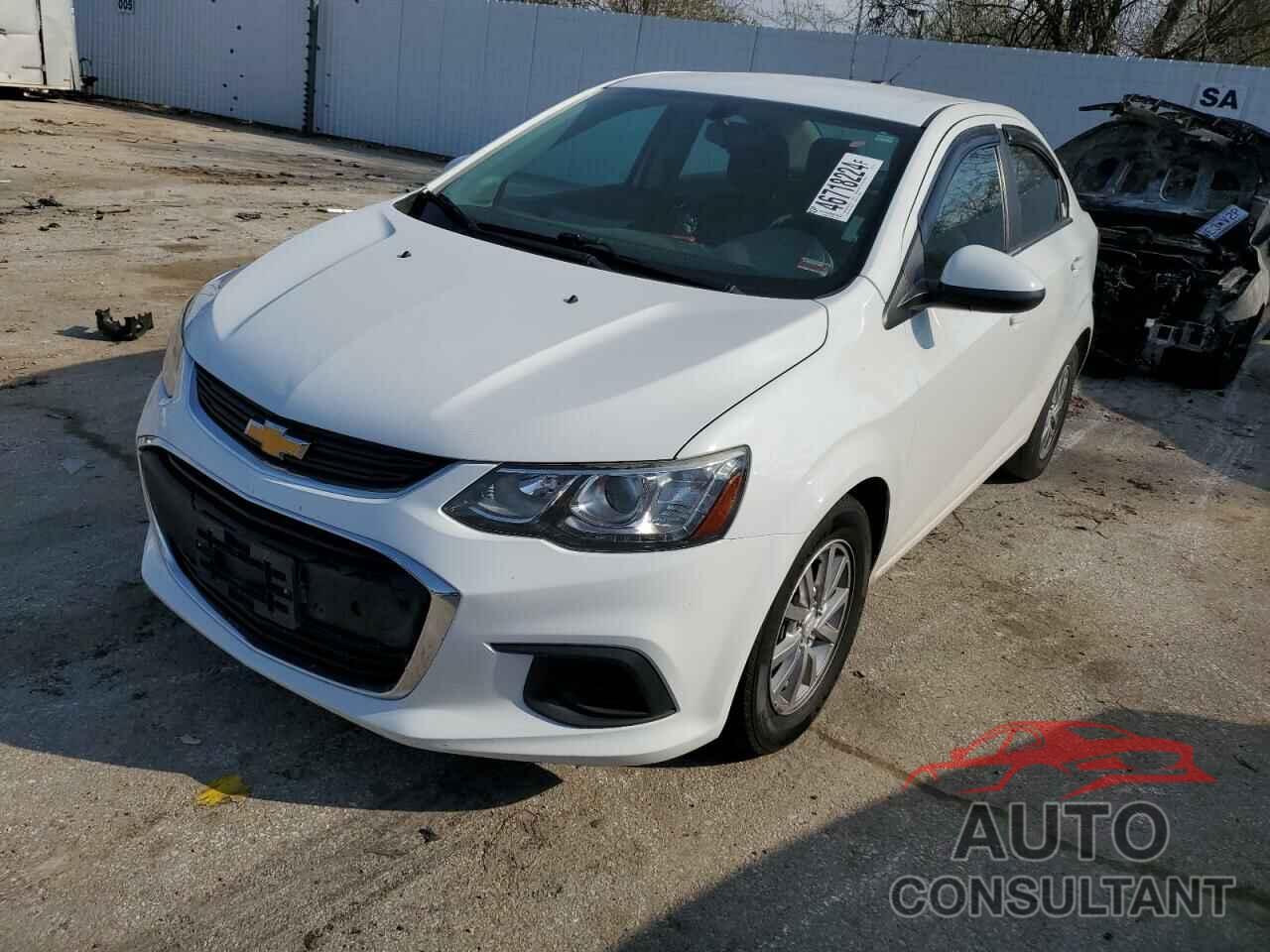 CHEVROLET SONIC 2017 - 1G1JD5SH5H4121208