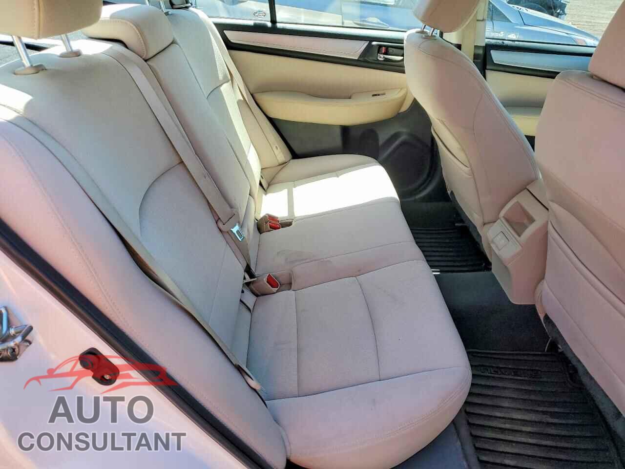 SUBARU LEGACY 2019 - 4S3BNAH6XK3013624