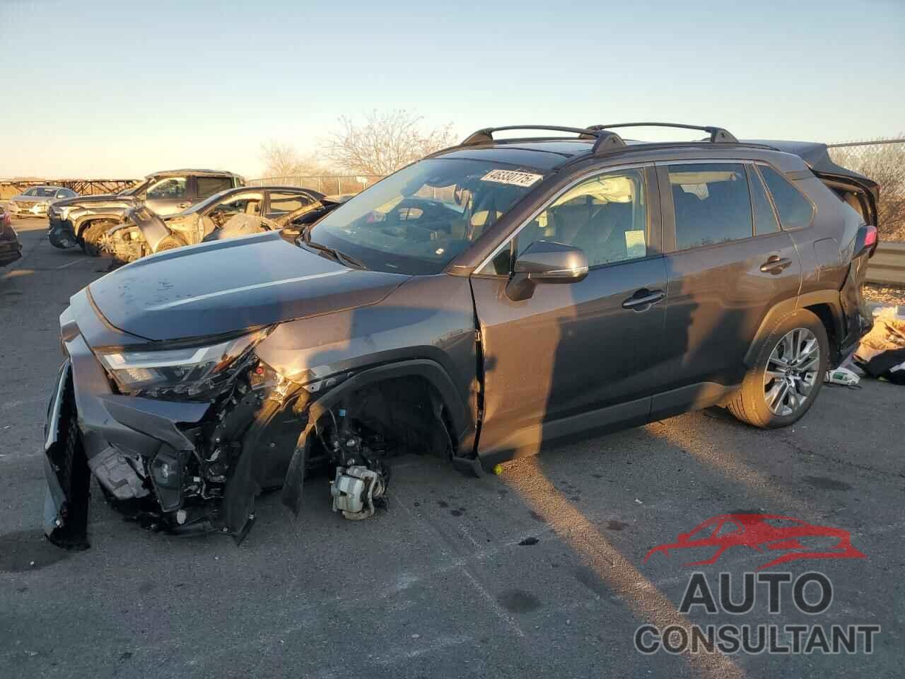 TOYOTA RAV4 2024 - 2T3A1RFV0RC470211