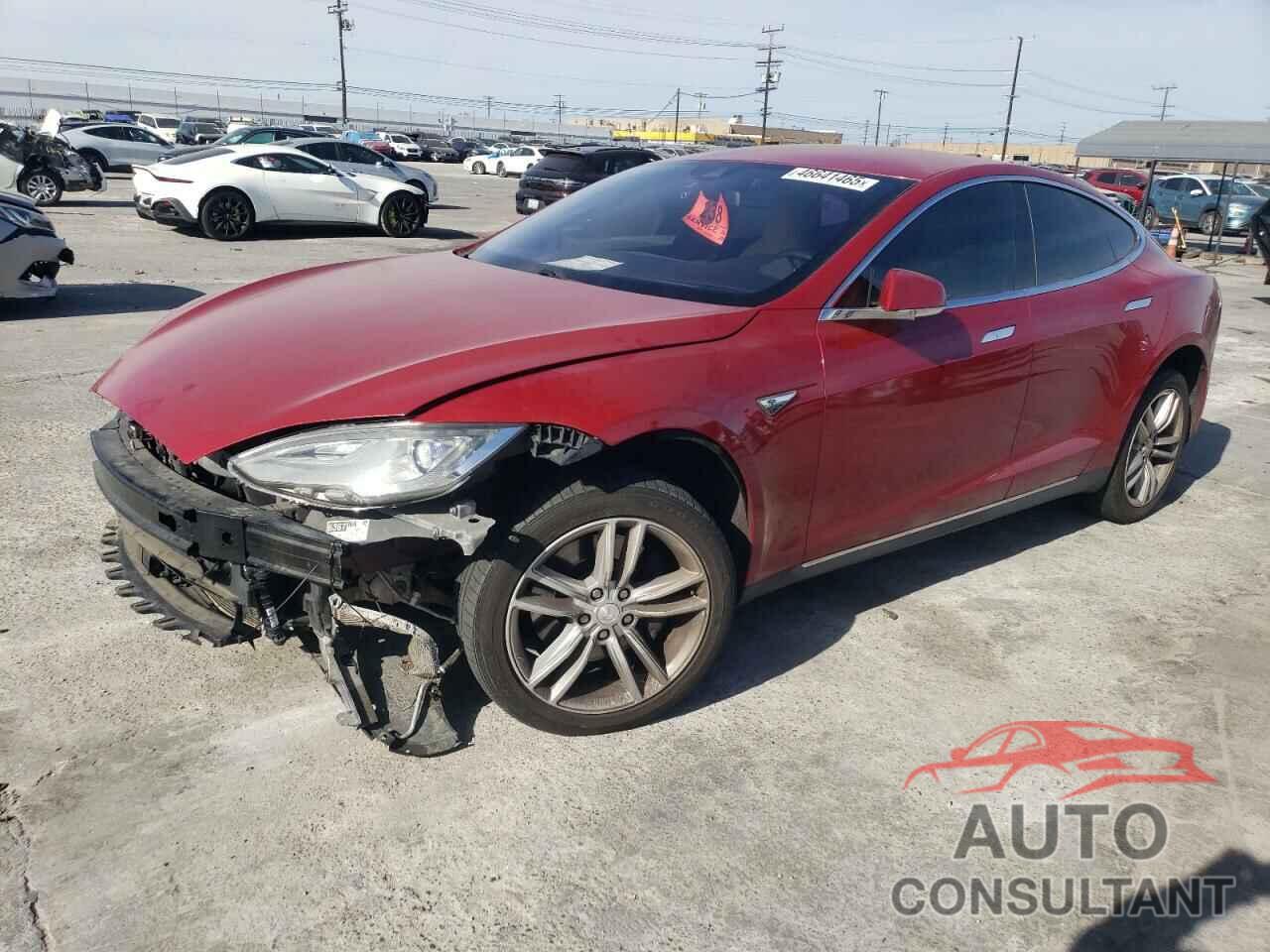 TESLA MODEL S 2015 - 5YJSA1E14FF119242