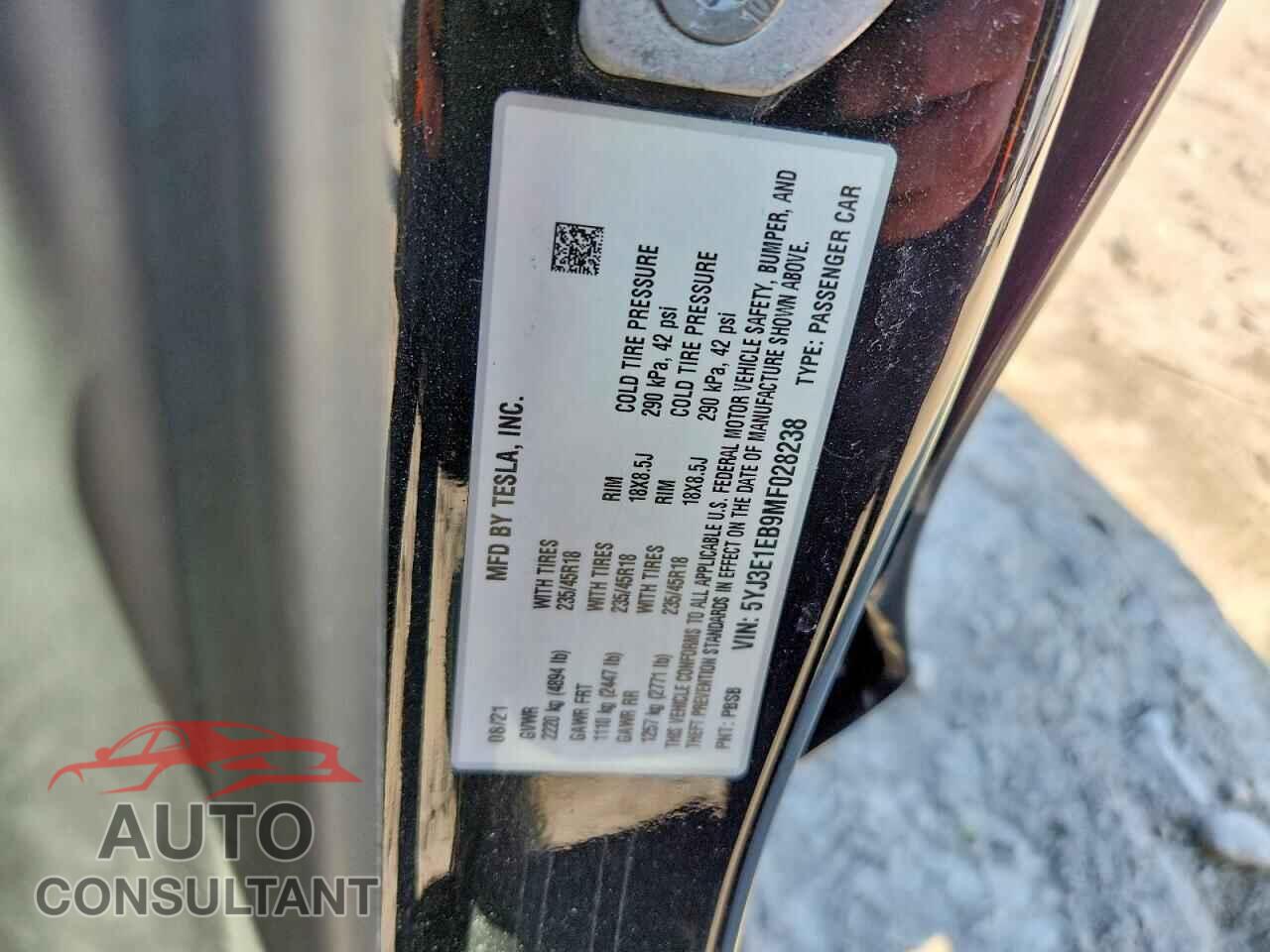 TESLA MODEL 3 2021 - 5YJ3E1EB9MF028238