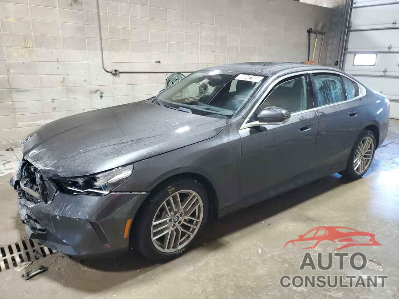 BMW 5 SERIES 2025 - WBA53FJ02SCU04267
