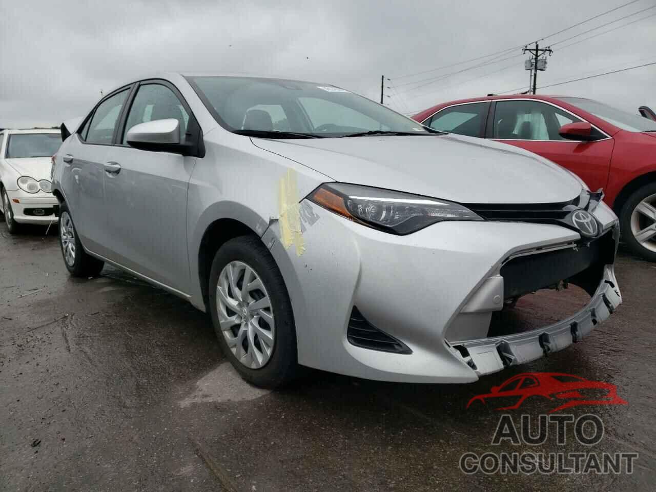 TOYOTA COROLLA 2018 - 5YFBURHE1JP758650