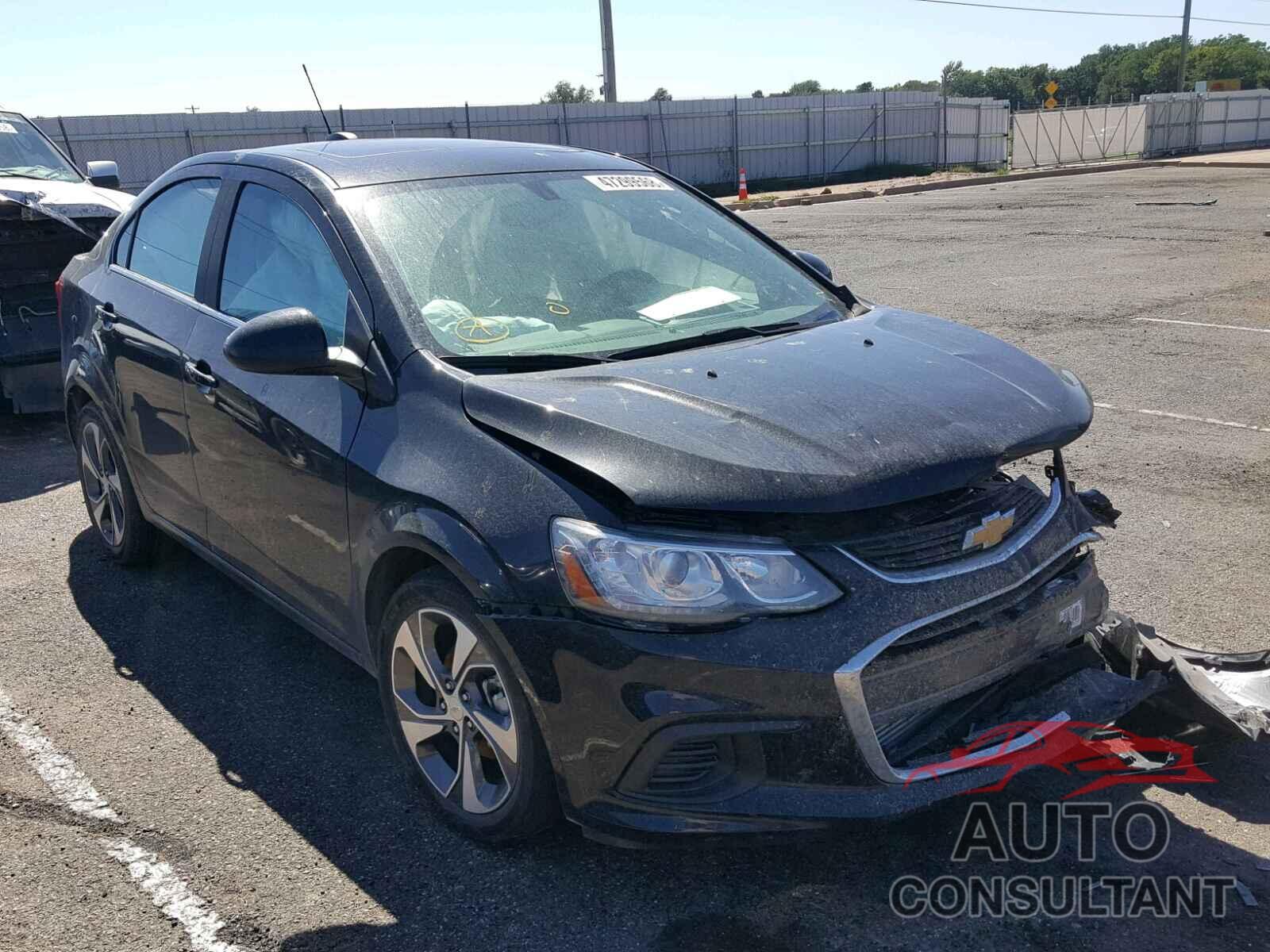 CHEVROLET SONIC 2018 - 1G1JD5SBXJ4102056