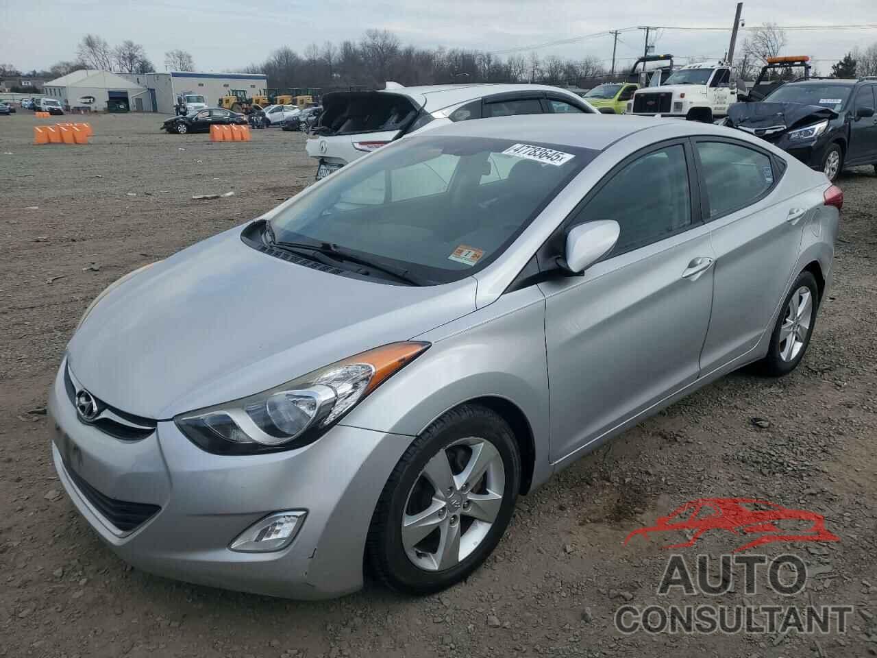 HYUNDAI ELANTRA 2012 - 5NPDH4AE7CH085227