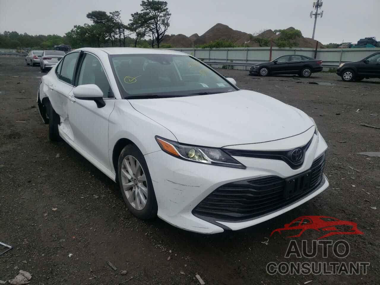 TOYOTA CAMRY 2019 - 4T1B11HK2KU817205